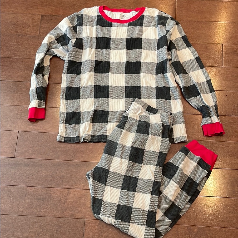 Place Black and White Pajama Set with Red Accents